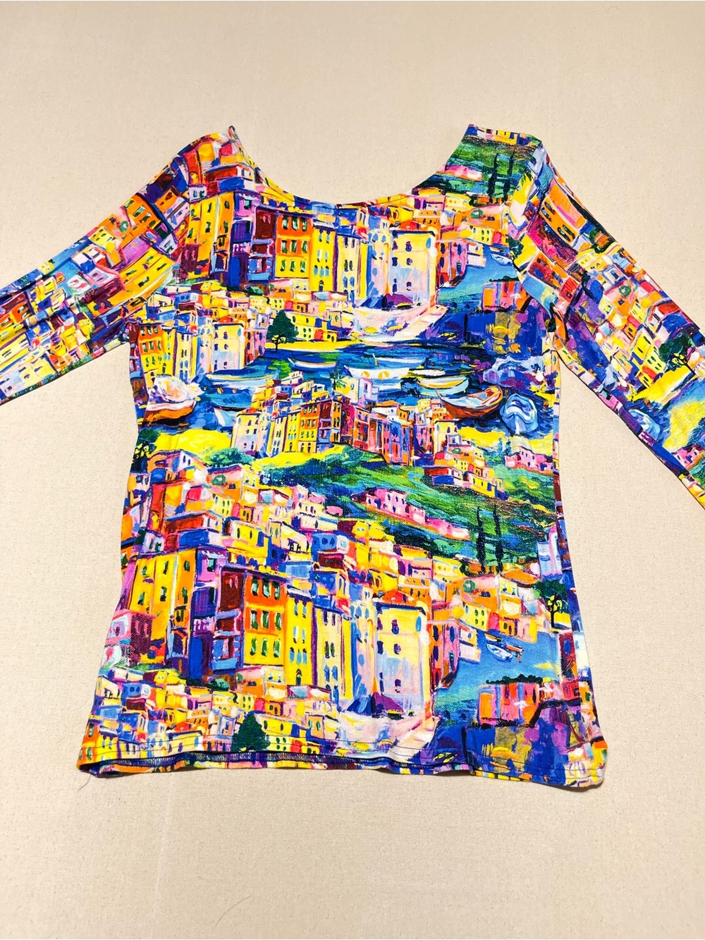 Peck & Peck Bright Multi-Color Scoop Neck Cityscape Print Top